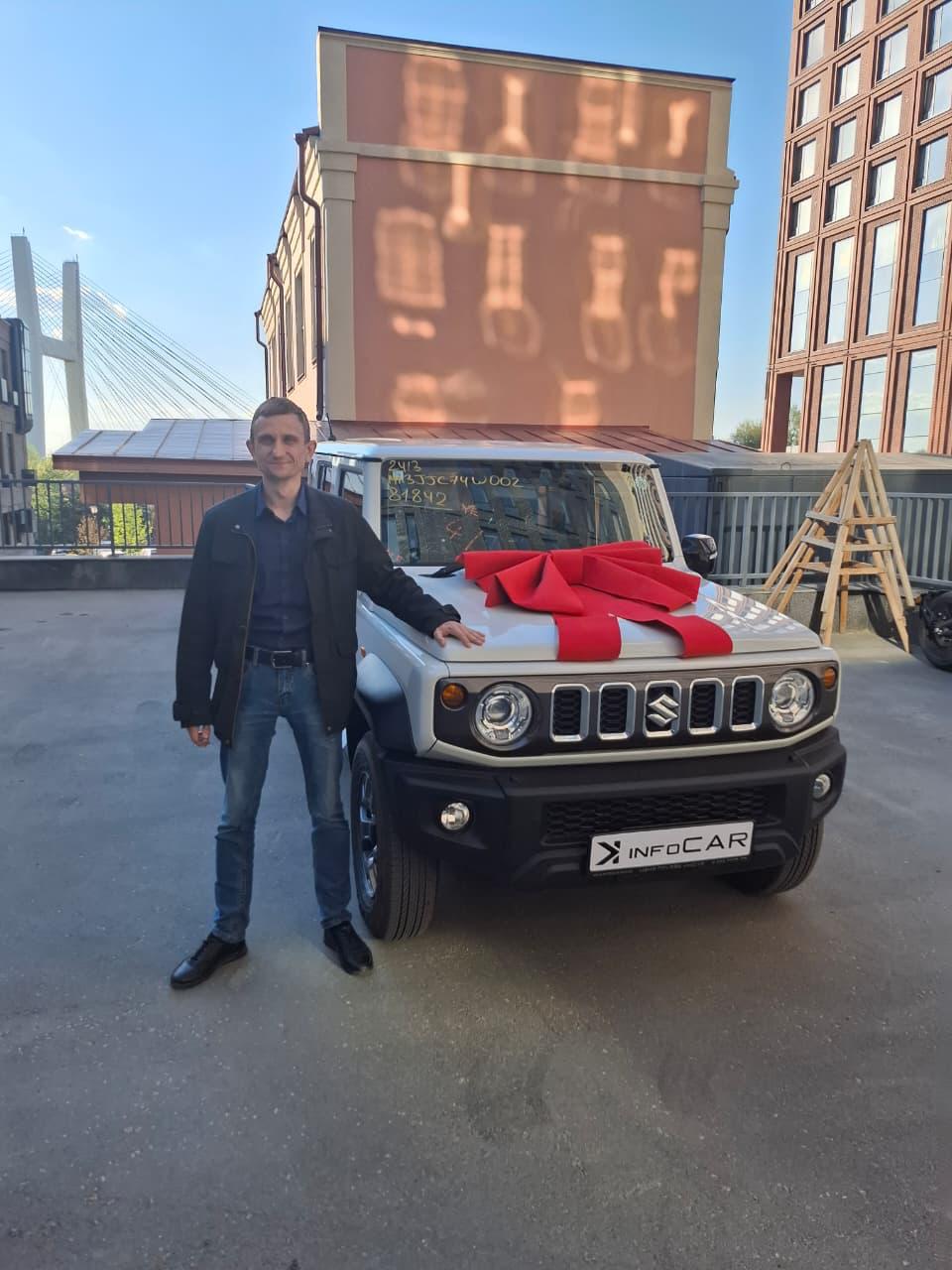 Suzuki Jimny 2025 — пятидверный Suzuki Jimny из Японии