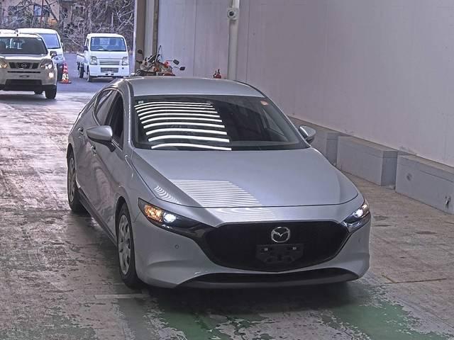 Mazda 3 2022 из Японии: полный привод и 1 070 000 ₽ до Владивостока