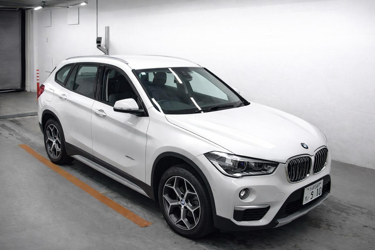 BMW X1 2017 с японского аукциона