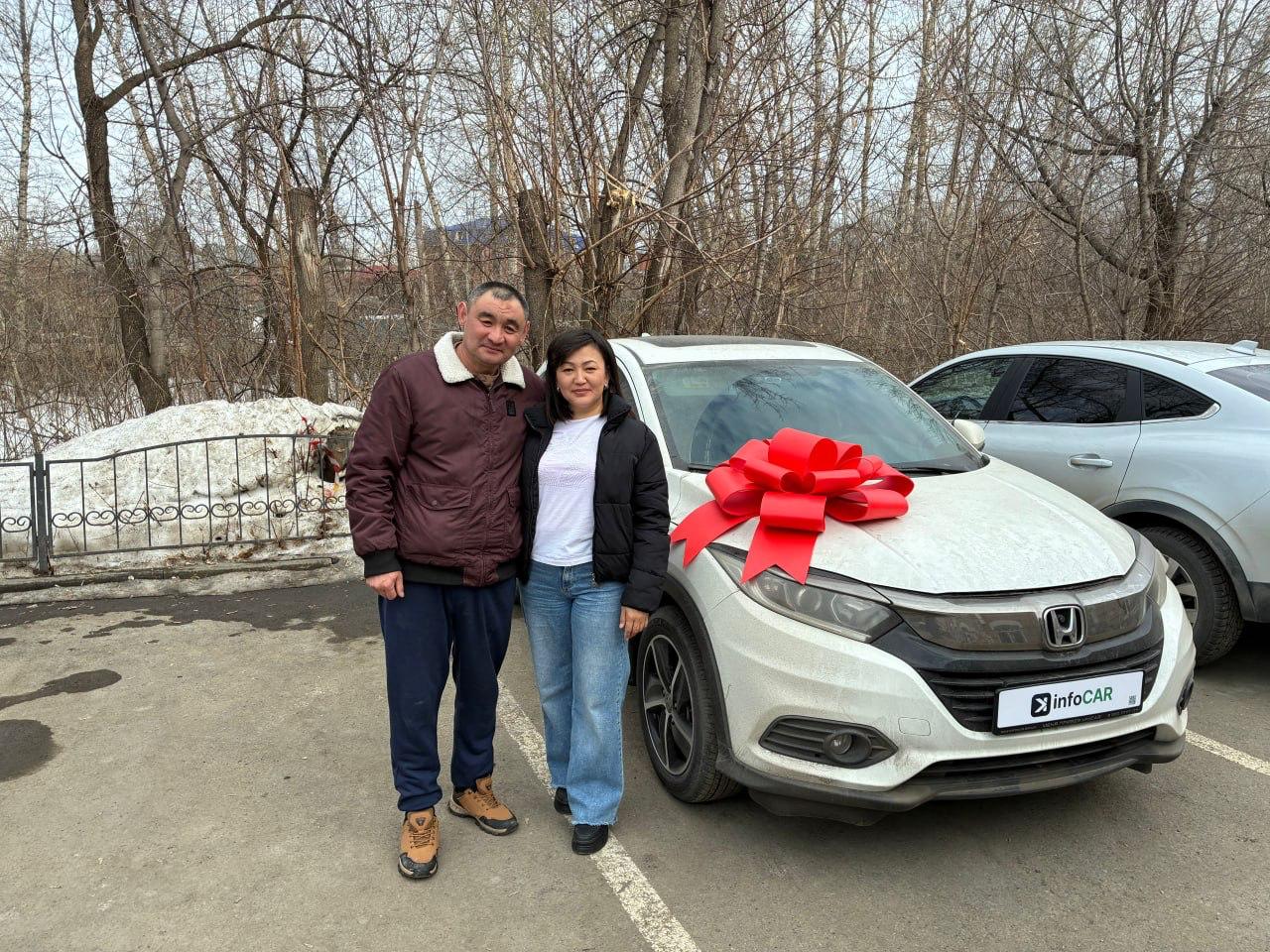 Honda Vezel из Китая с доставкой в Томск