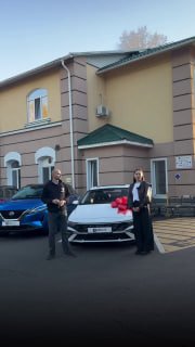 Hyundai Elantra из Китая: левый руль, бензин и трезвый расчёт